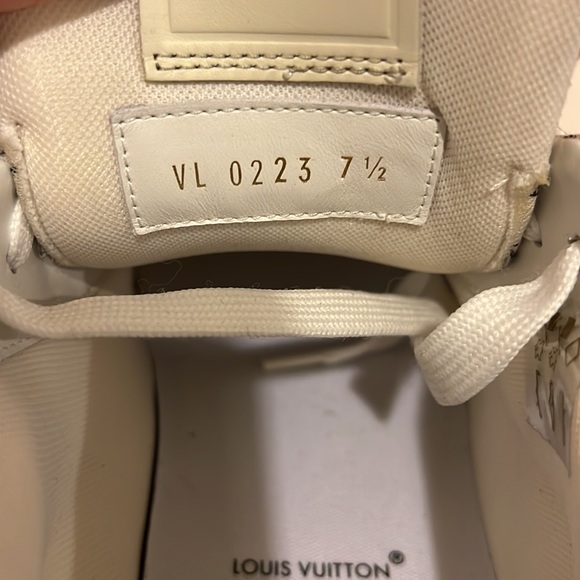 Louis Vuitton Trainer Sneaker - Picture 8 of 11